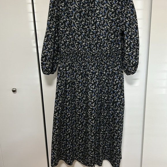 Gap Dress - Picture 3 of 5